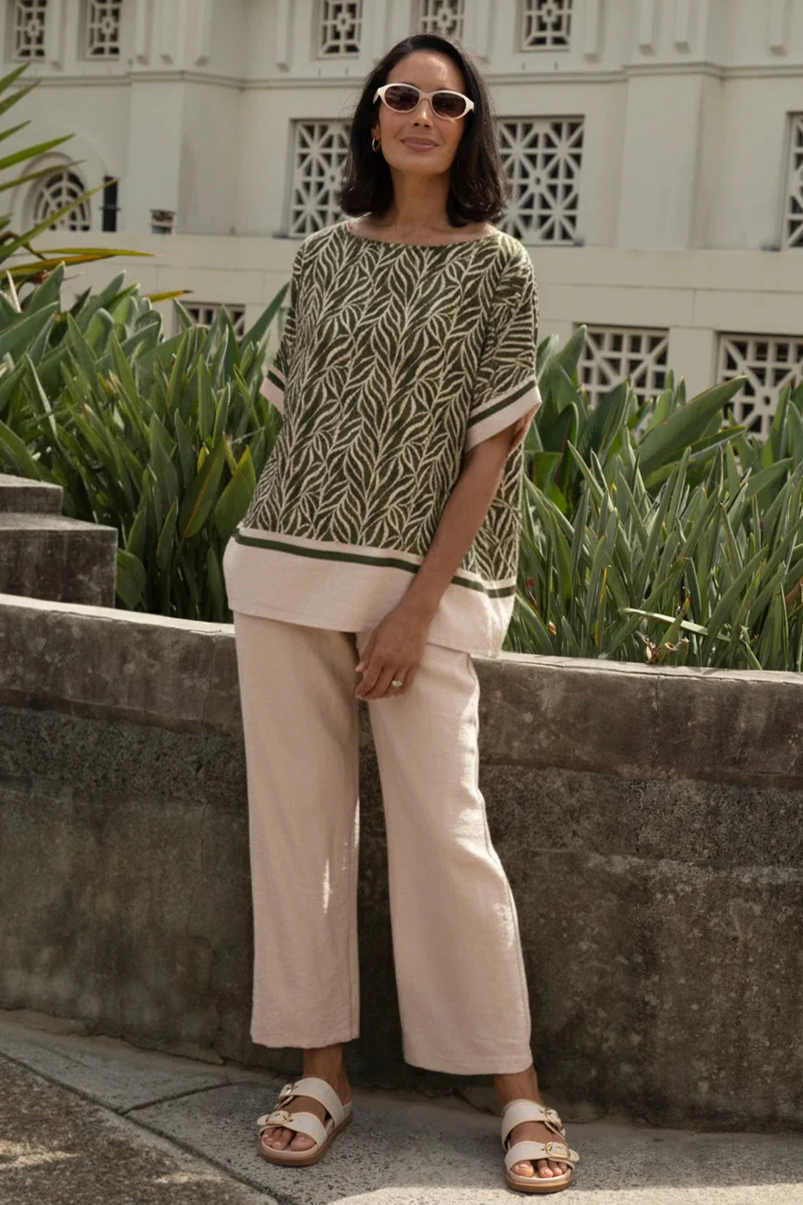 Natalia Short Sleeve Round Neck Top in Olive