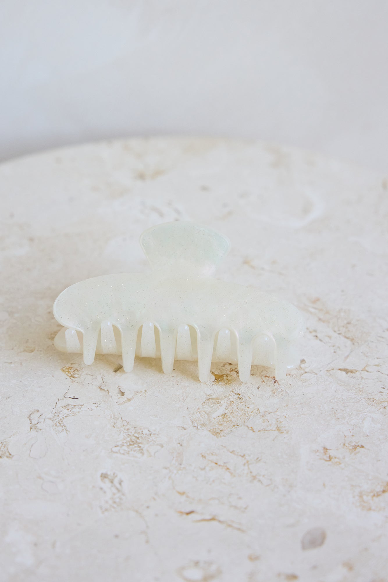 Sundown Claw Clip White