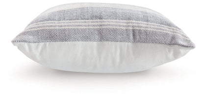 Adikus - Pillow