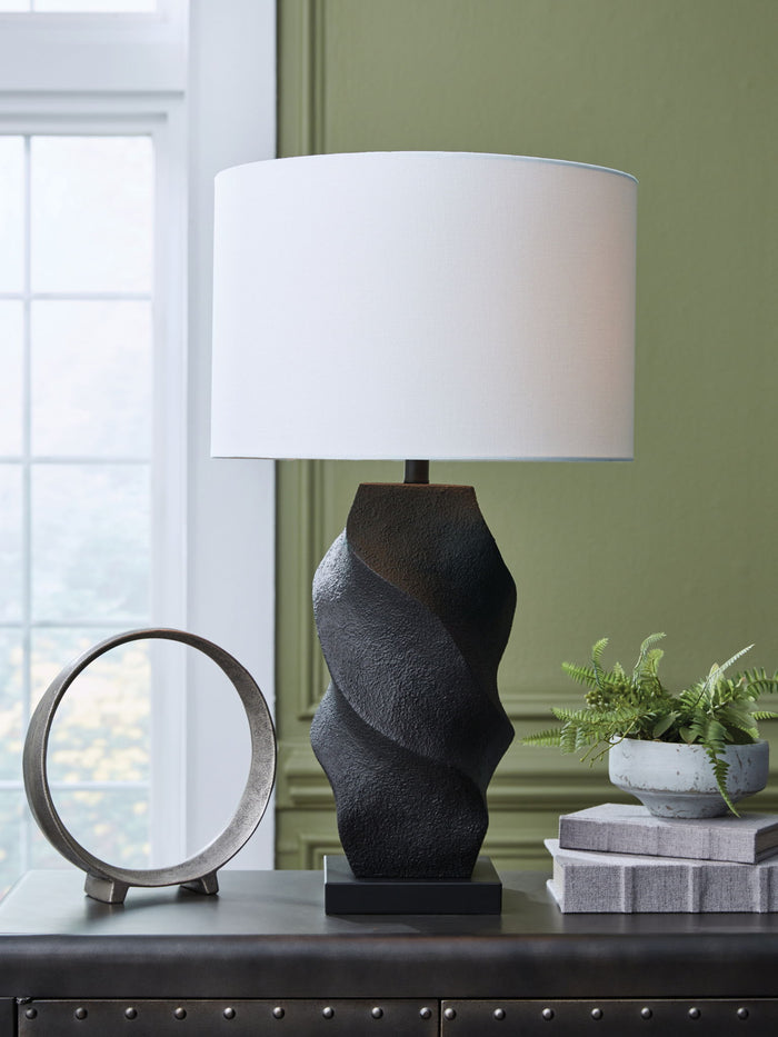 Amillion - Poly Table Lamp - Black