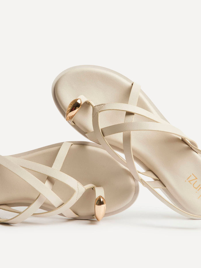 Zyra Ivory Toe Ring Flat Sandals